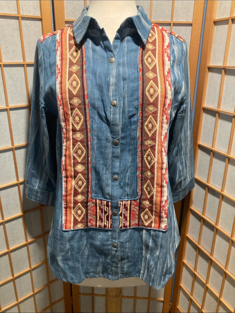 Western Boho Women’s Button Down Size L (G30)
